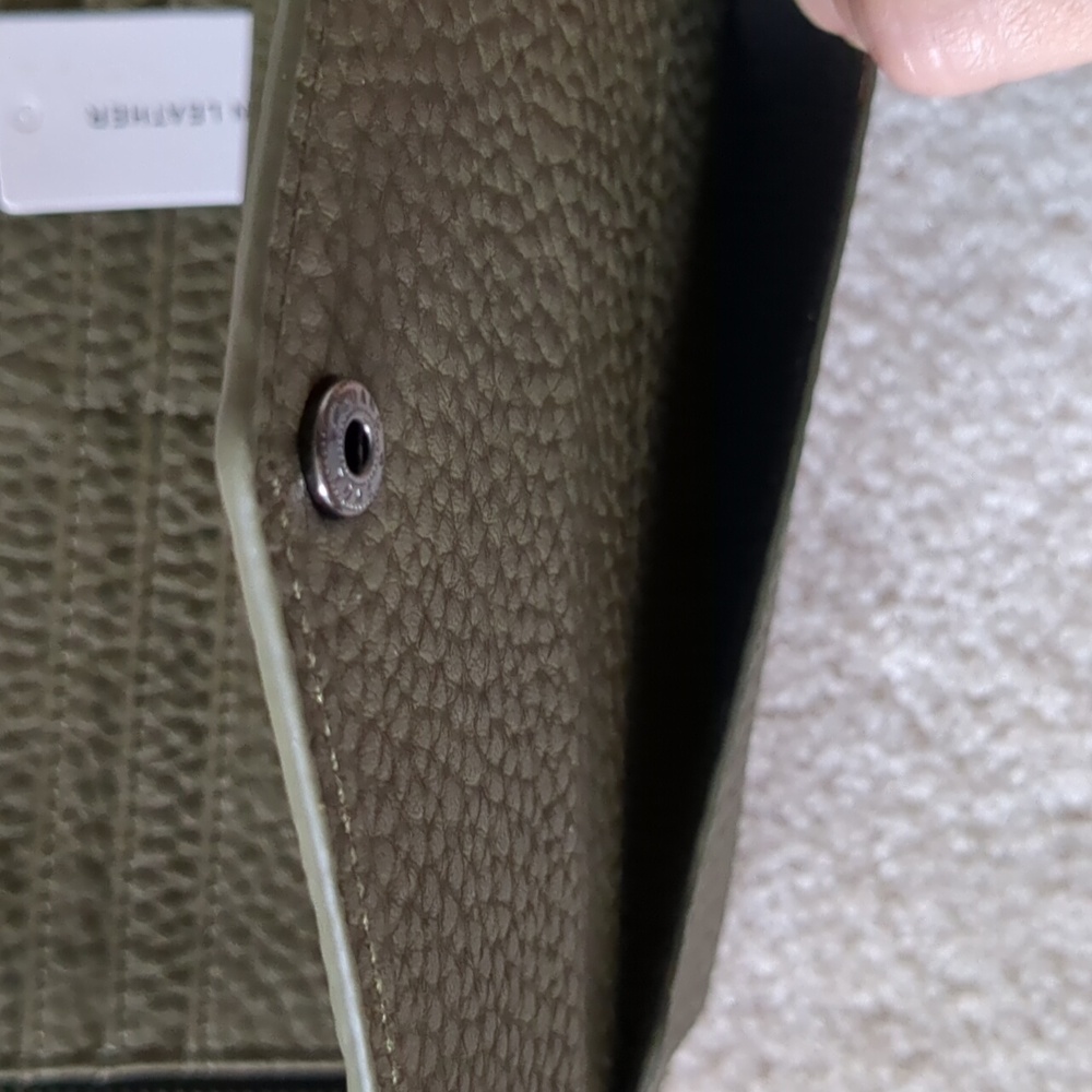 Colab Moss Wallet - Picture 4 of 9